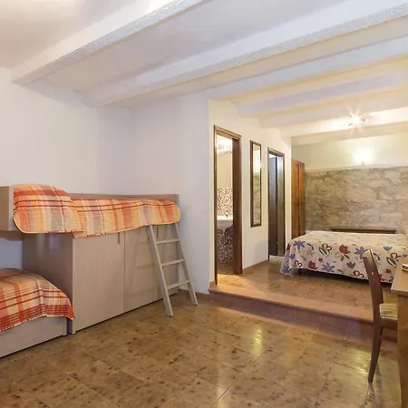 Rifugio Prategiano Фермерский дом Montieri